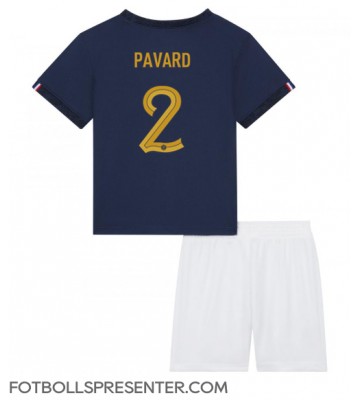 Frankrike Benjamin Pavard #2 Hemmatröja Barn VM 2022 Kortärmad (+ korta byxor)